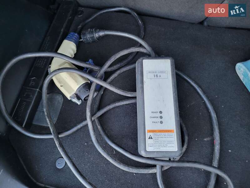 Хэтчбек Citroen C-Zero 2011 в Сарнах