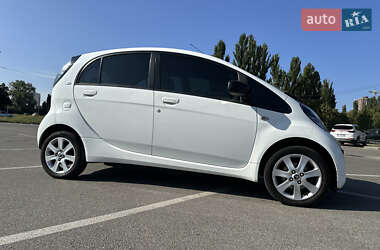 Хэтчбек Citroen C-Zero 2013 в 