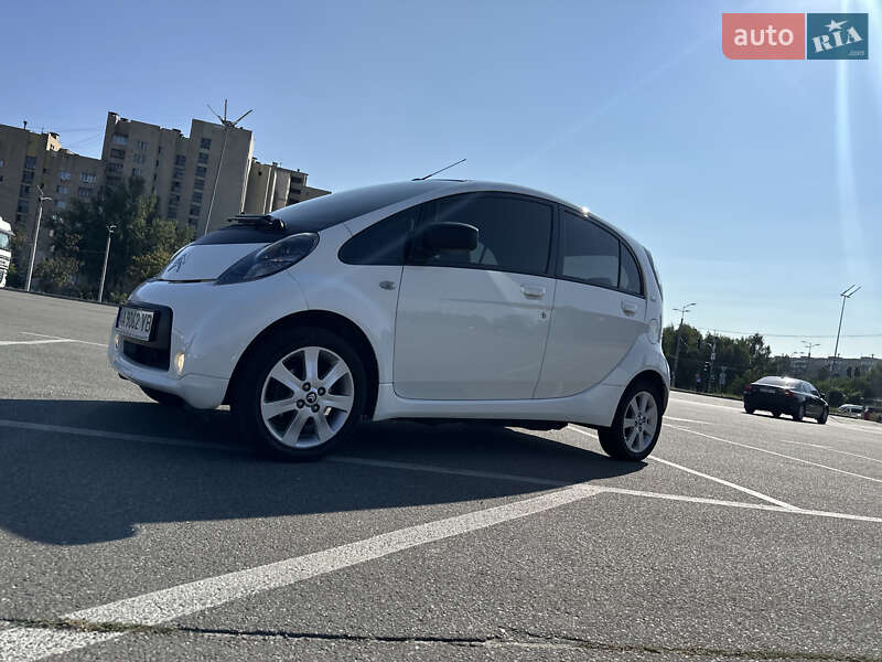 Хэтчбек Citroen C-Zero 2013 в Киеве