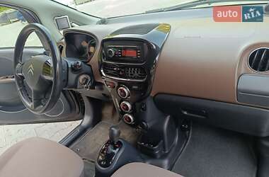 Хэтчбек Citroen C-Zero 2011 в 