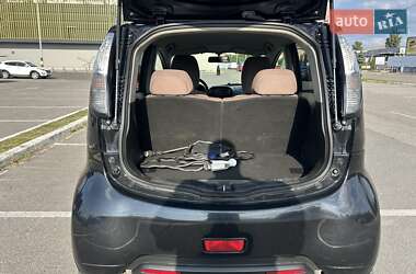 Хэтчбек Citroen C-Zero 2011 в 
