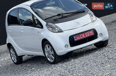 Хэтчбек Citroen C-Zero 2011 в 