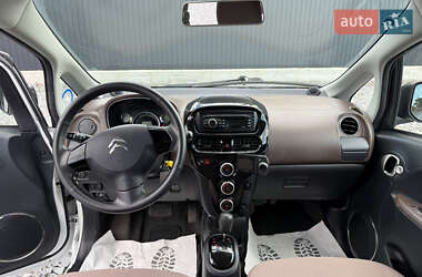 Хэтчбек Citroen C-Zero 2011 в 