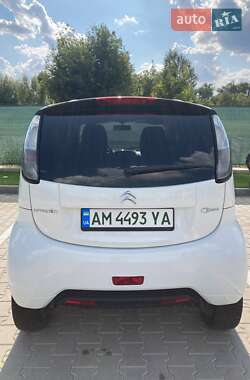 Хэтчбек Citroen C-Zero 2012 в 