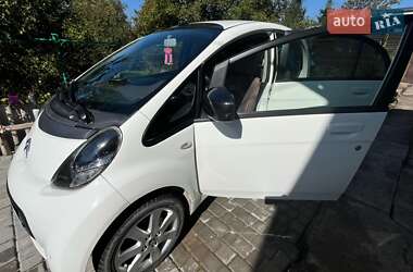 Хэтчбек Citroen C-Zero 2012 в 