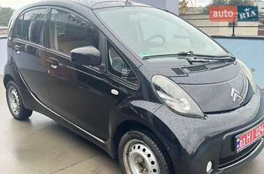 Хэтчбек Citroen C-Zero 2012 в 