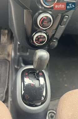 Хэтчбек Citroen C-Zero 2012 в 