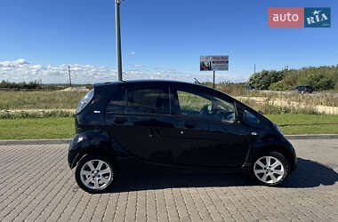 Хэтчбек Citroen C-Zero 2011 в 