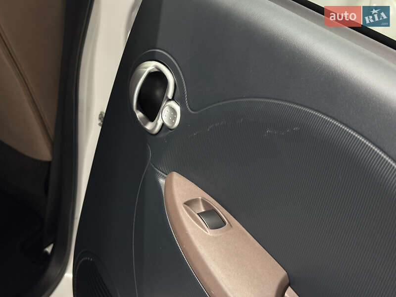 Хэтчбек Citroen C-Zero 2015 в Владимире