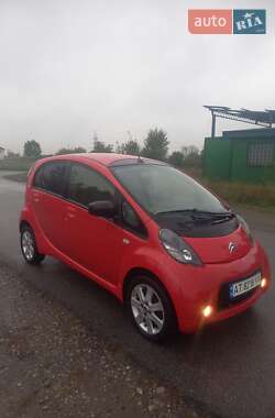 Хэтчбек Citroen C-Zero 2013 в 