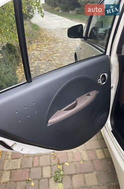 Хэтчбек Citroen C-Zero 2012 в 