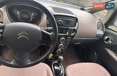 Хэтчбек Citroen C-Zero 2011 в 