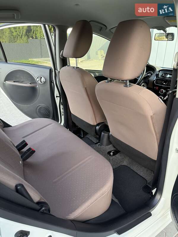 Хетчбек Citroen C-Zero 2014 в Володимирі фото 38 Хетчбек Citroen C-Zero 2014 в Володимирі