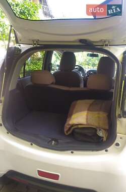 Хэтчбек Citroen C-Zero 2012 в 