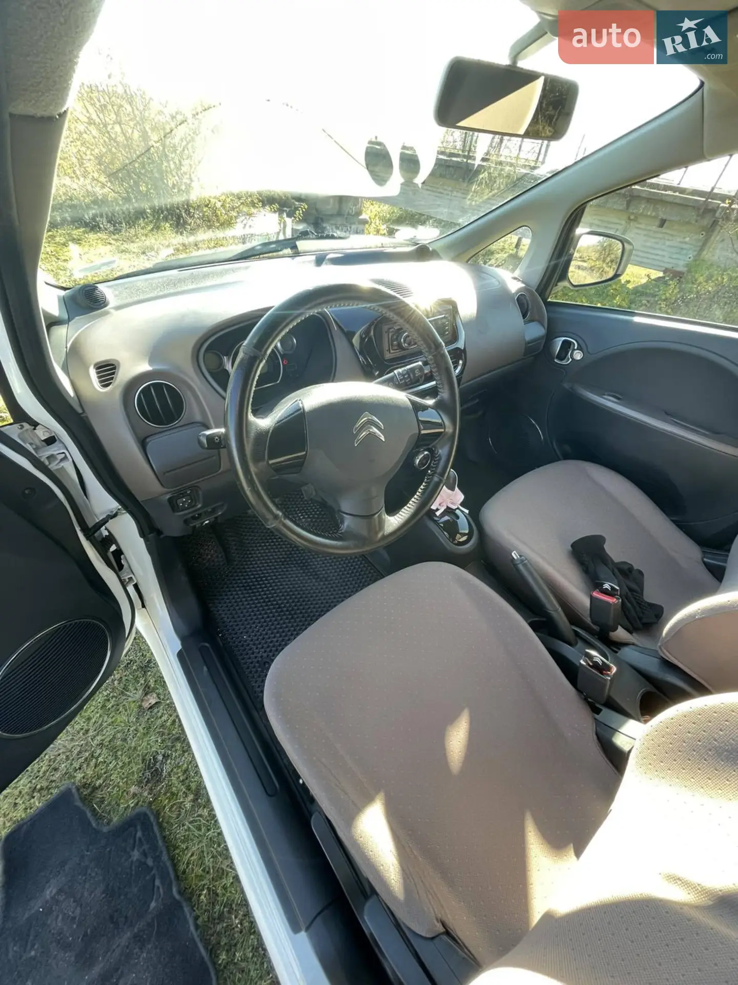 2014 Citroen C-ZERO - мініатюра 7