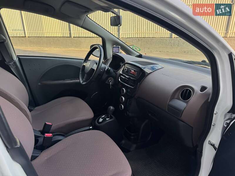 Хэтчбек Citroen C-Zero 2012 в Виннице фото 14 Хэтчбек Citroen C-Zero 2012 в Виннице