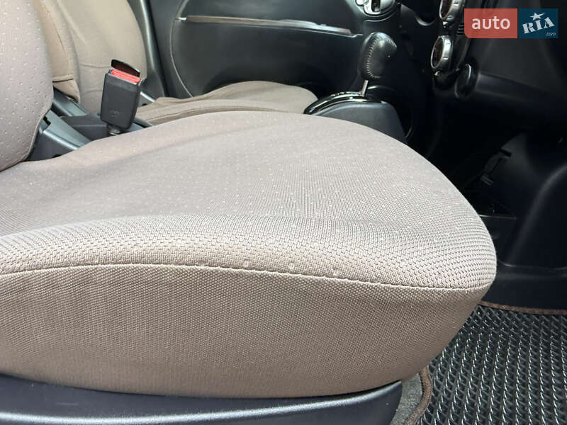 Хэтчбек Citroen C-Zero 2013 в Ровно фото 29 Хэтчбек Citroen C-Zero 2013 в Ровно