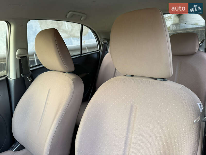 Хэтчбек Citroen C-Zero 2013 в Ровно фото 44 Хэтчбек Citroen C-Zero 2013 в Ровно