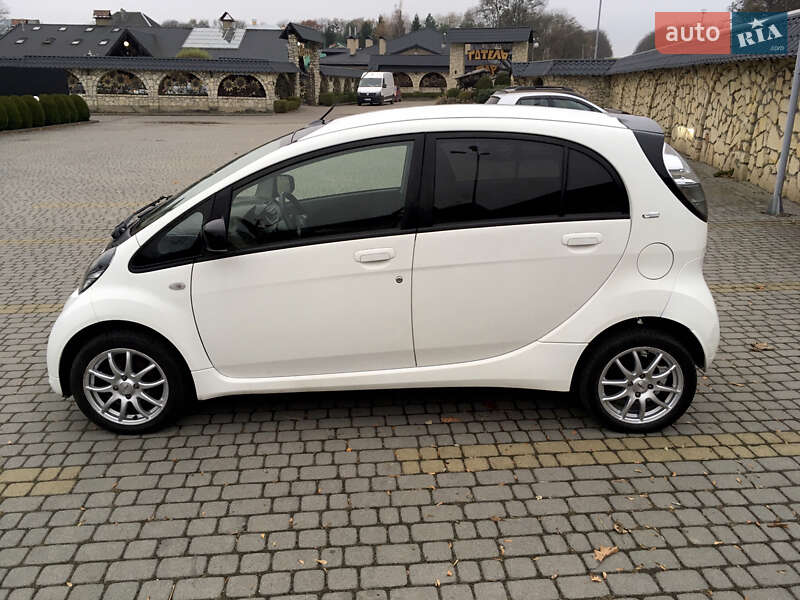 Хэтчбек Citroen C-Zero 2012 в Львове