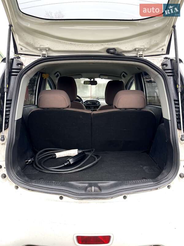 Хэтчбек Citroen C-Zero 2012 в Днепре