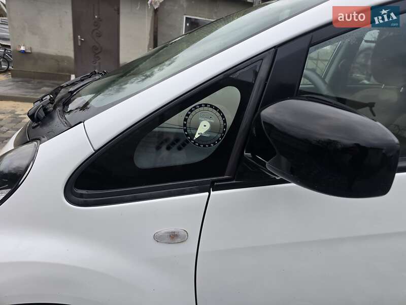 Хэтчбек Citroen C-Zero 2011 в Нежине