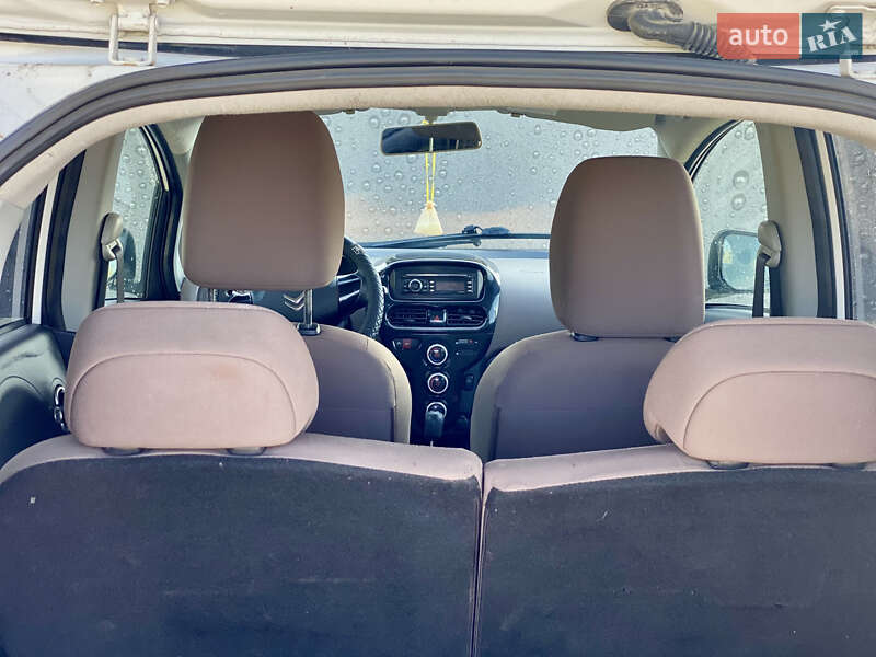 Хэтчбек Citroen C-Zero 2012 в Львове