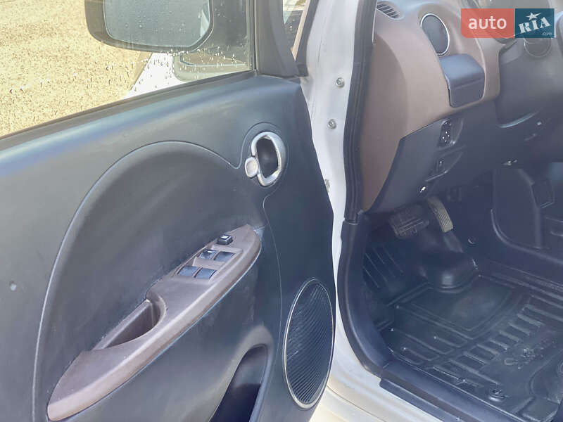 Хэтчбек Citroen C-Zero 2012 в Львове