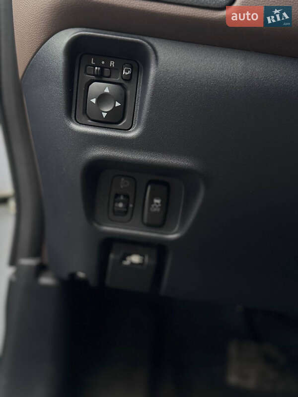 Хэтчбек Citroen C-Zero 2012 в Львове