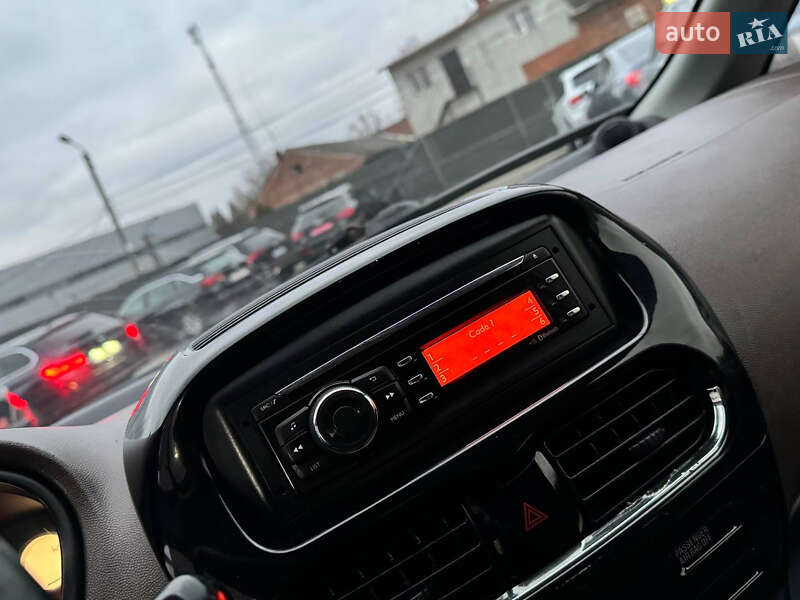 Хэтчбек Citroen C-Zero 2015 в Трускавце