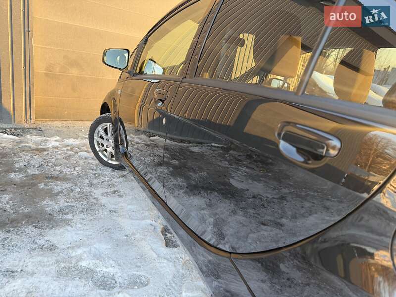 Хэтчбек Citroen C-Zero 2014 в Трускавце фото 18 Хэтчбек Citroen C-Zero 2014 в Трускавце