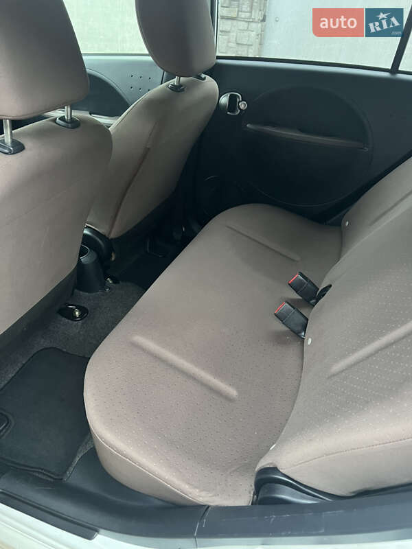 Хэтчбек Citroen C-Zero 2011 в Виннице