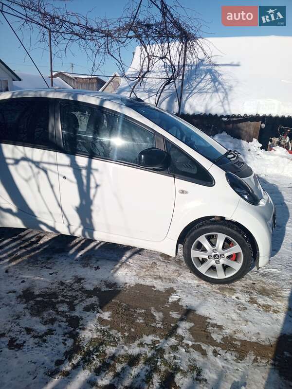 Хэтчбек Citroen C-Zero 2012 в Каменке-Бугской