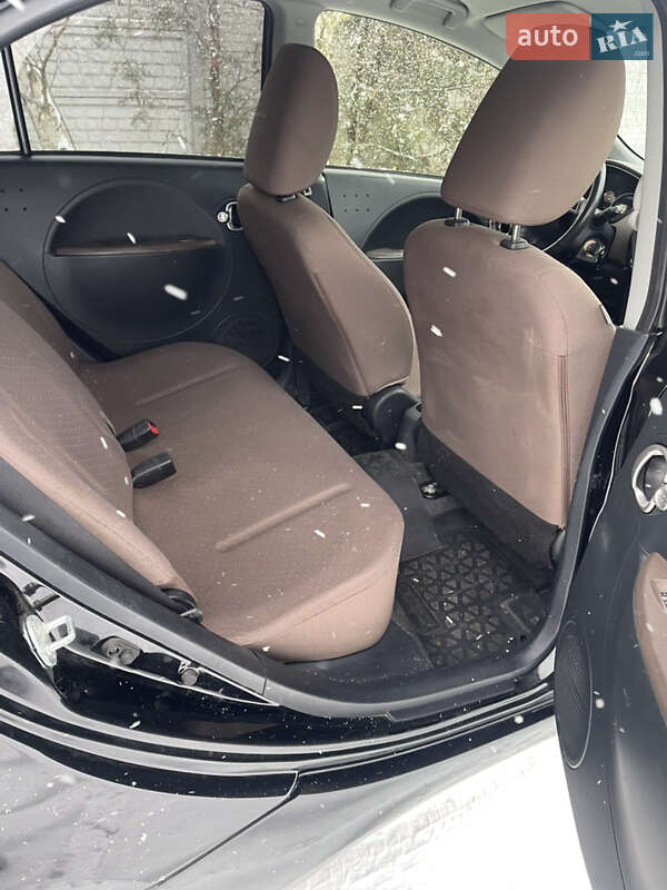 Хетчбек Citroen C-Zero 2013 в Дніпрі