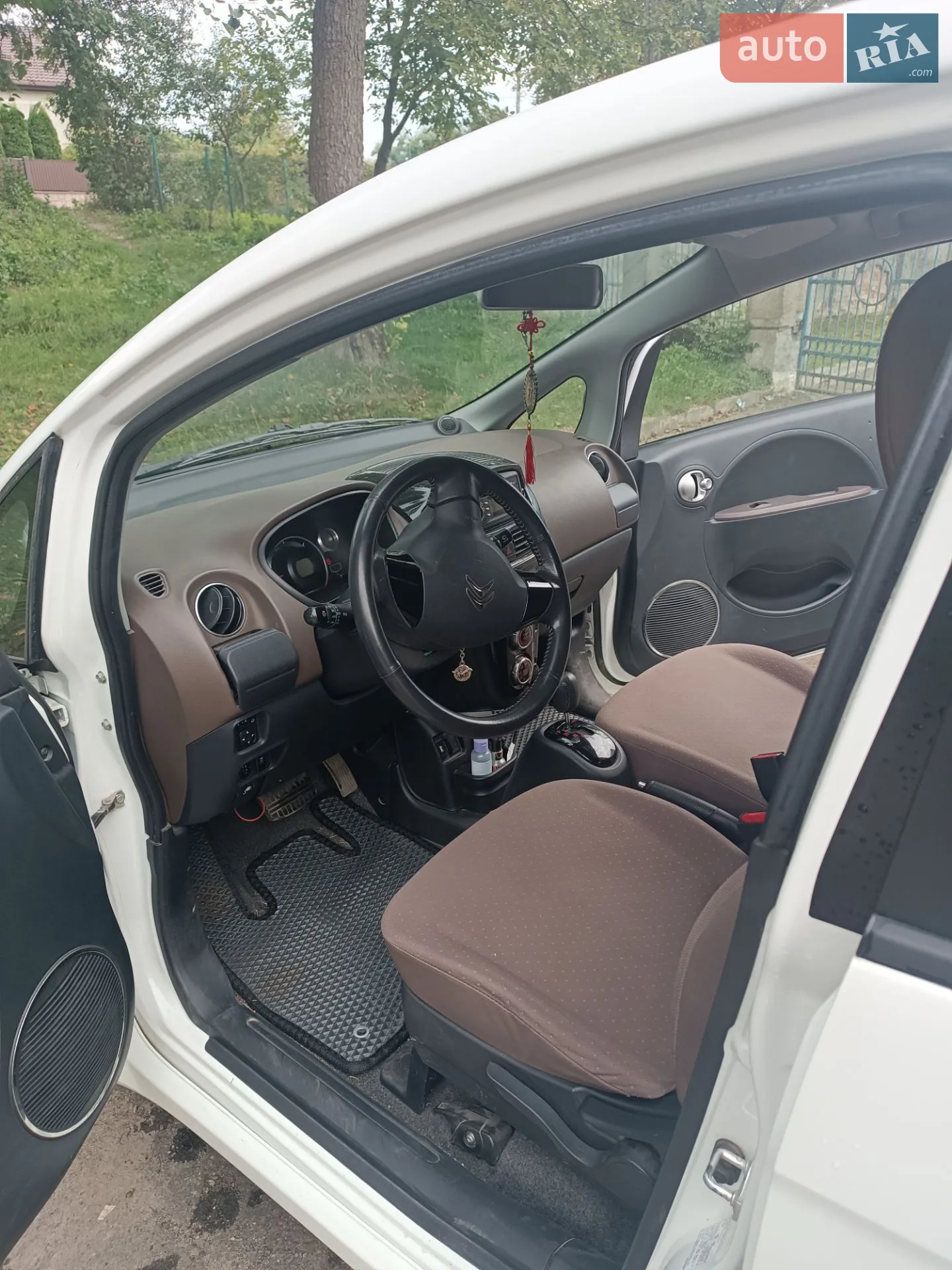 2011 Citroen C-ZERO - мініатюра 11
