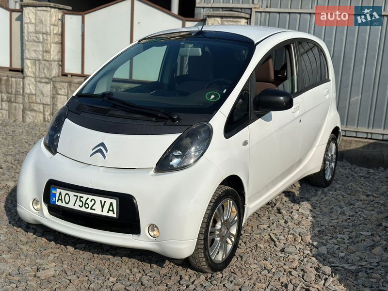 Хэтчбек Citroen C-Zero 2011 в Ужгороде
