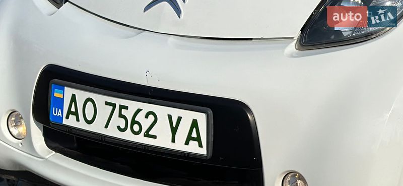 Хэтчбек Citroen C-Zero 2011 в Ужгороде