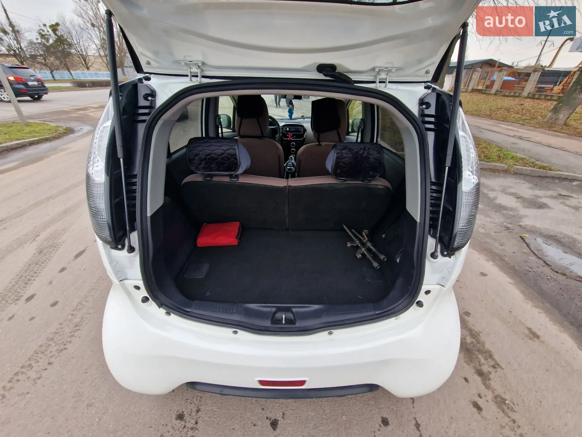 2018 Citroen C-ZERO - мініатюра 11