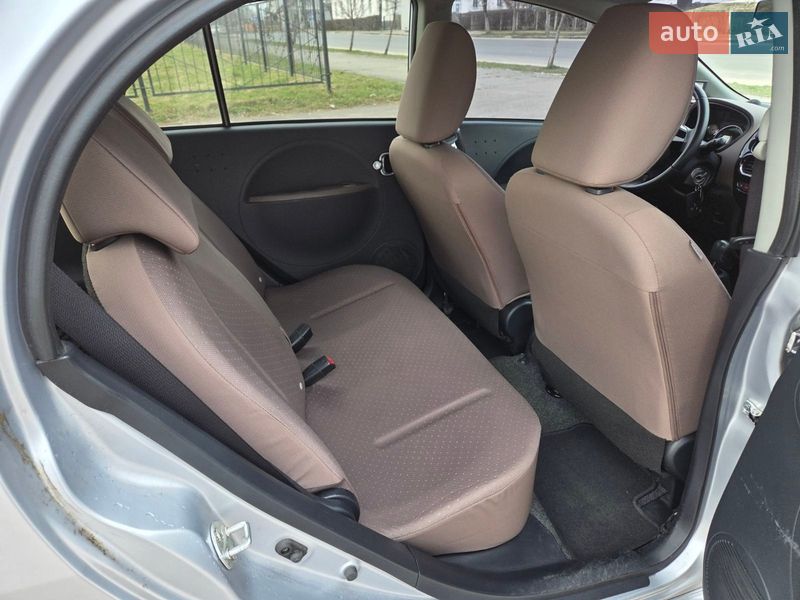 Хетчбек Citroen C-Zero 2013 в Житомирі фото 10 Хетчбек Citroen C-Zero 2013 в Житомирі