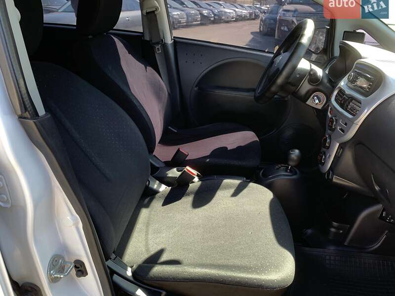 Хэтчбек Citroen C-Zero 2013 в Виннице