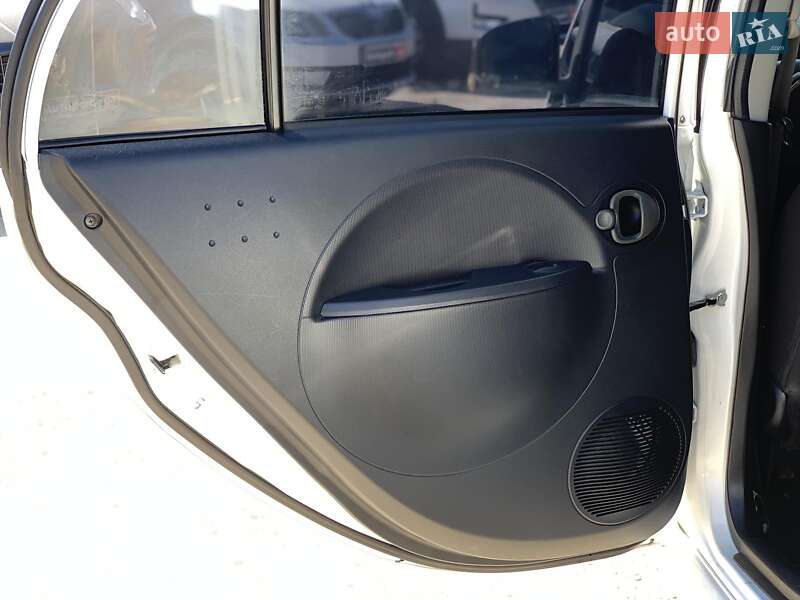 Хэтчбек Citroen C-Zero 2013 в Виннице