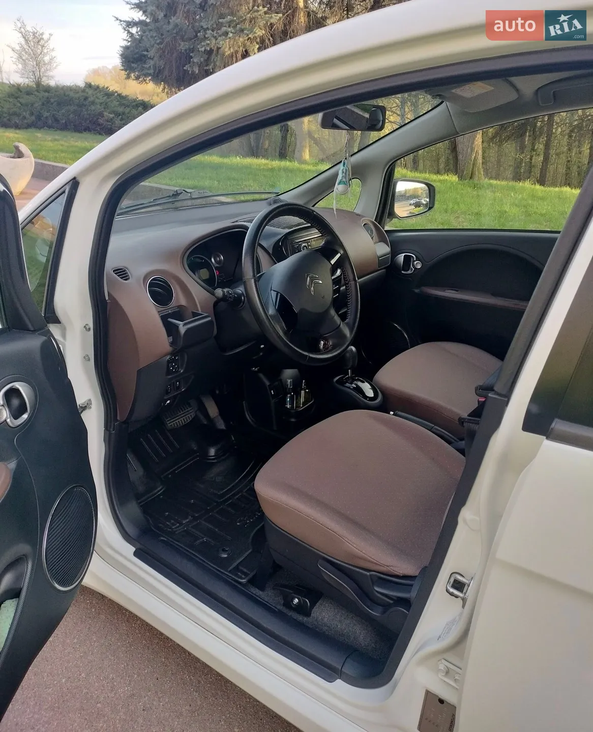 Citroen C-Zero 2015 VIN VF71NZKYZFU901565 фото оголошення 5 з 5