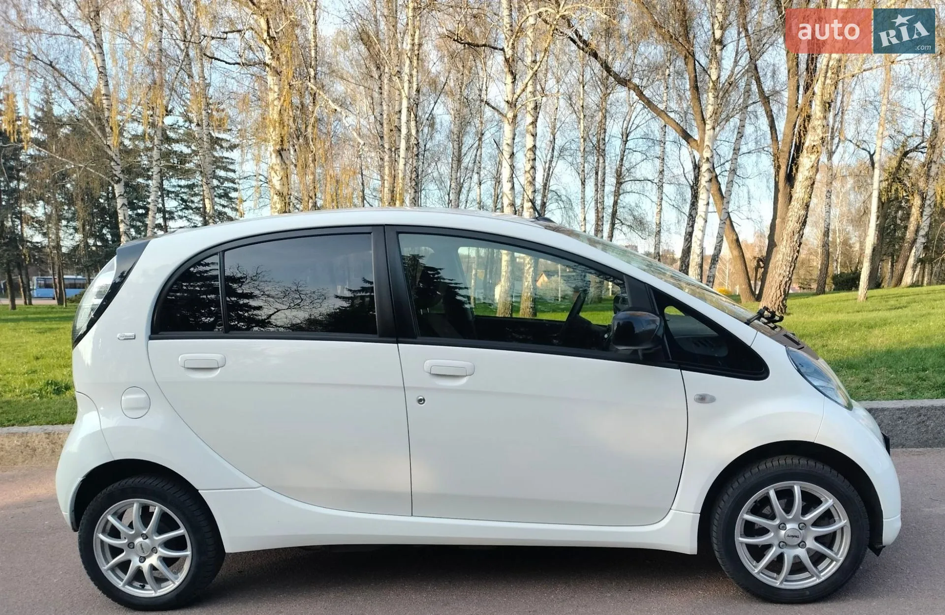 Citroen C-Zero 2015 VIN VF71NZKYZFU901565 фото оголошення 2 з 5