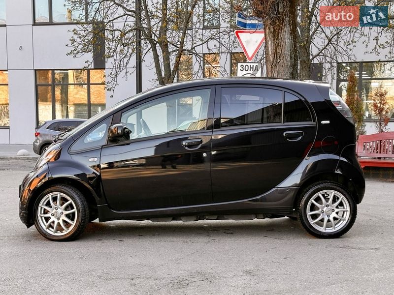 Хэтчбек Citroen C-Zero 2017 в Киеве