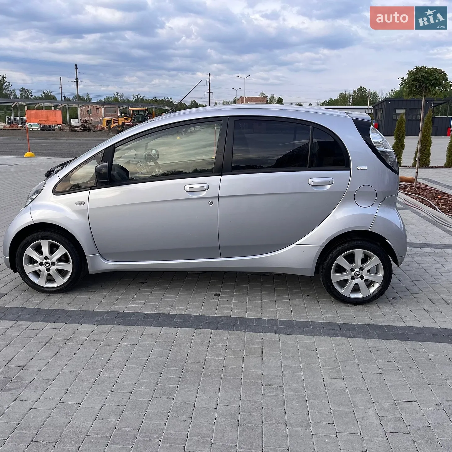 2015 Citroen C-ZERO - мініатюра 8