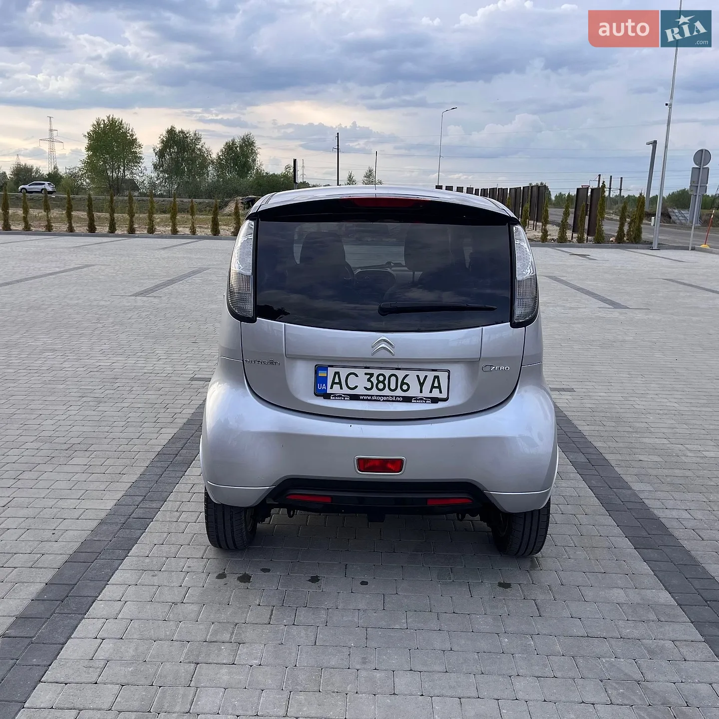 2015 Citroen C-ZERO - мініатюра 6