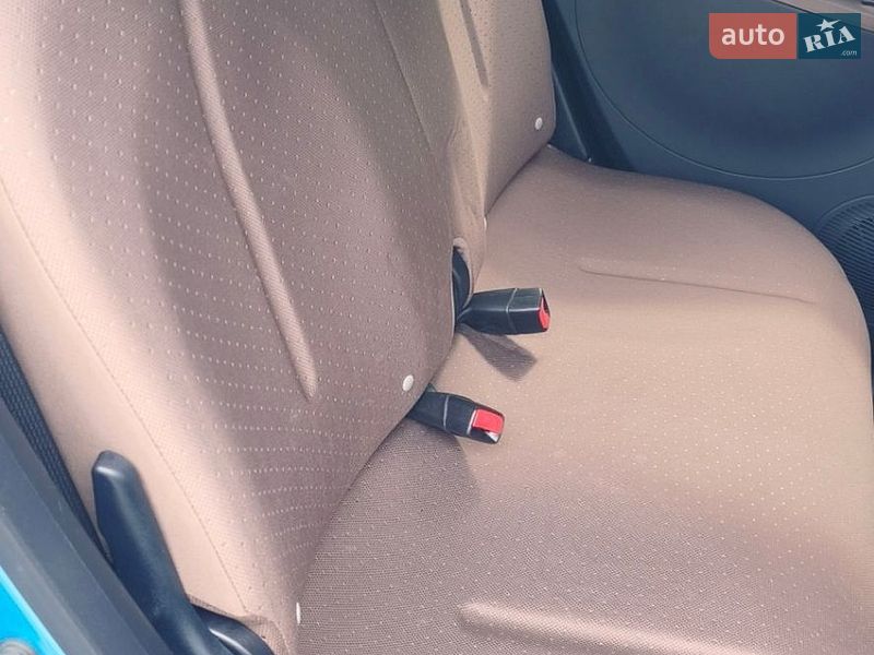 Хетчбек Citroen C-Zero 2015 в Кам'янець-Подільському
