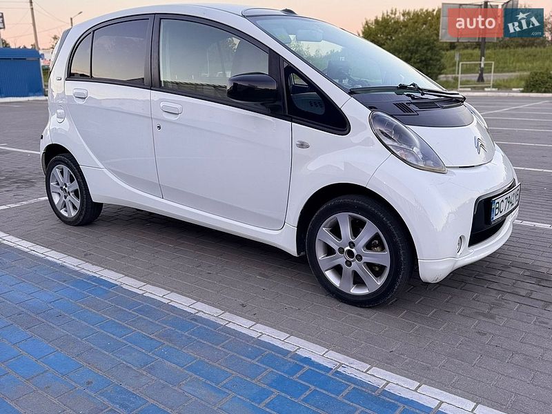 Хетчбек Citroen C-Zero 2011 в Стрию