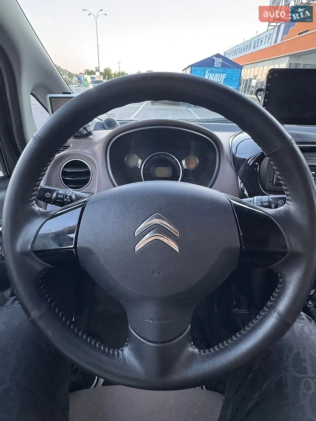 2011 Citroen C-ZERO - мініатюра 15