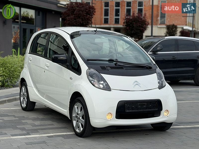 Хэтчбек Citroen C-Zero 2012 в Городке