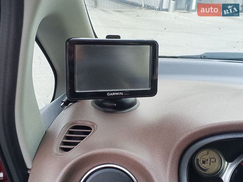 Хэтчбек Citroen C-Zero 2013 в Владимире фото 9 Хэтчбек Citroen C-Zero 2013 в Владимире